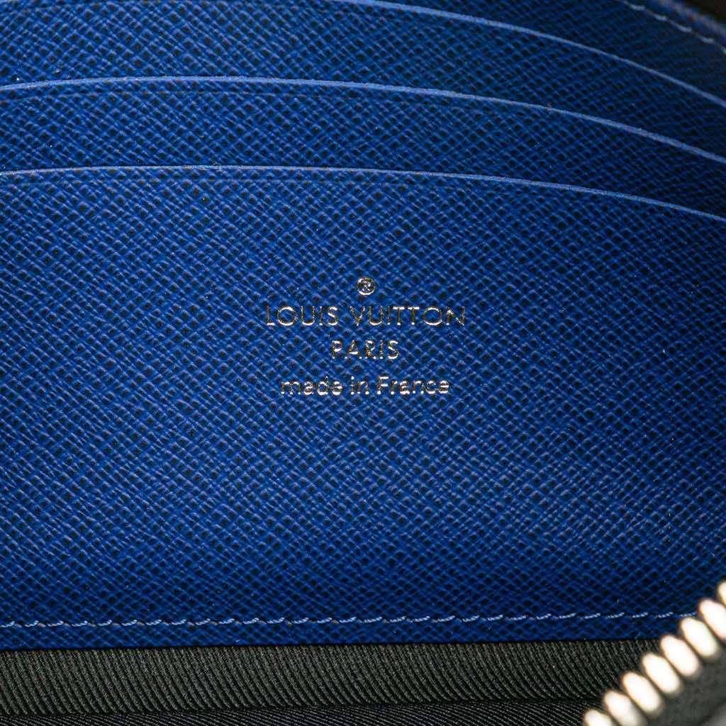 Louis Vuitton Monogram Taigarama Pochette Discovery PM - 5