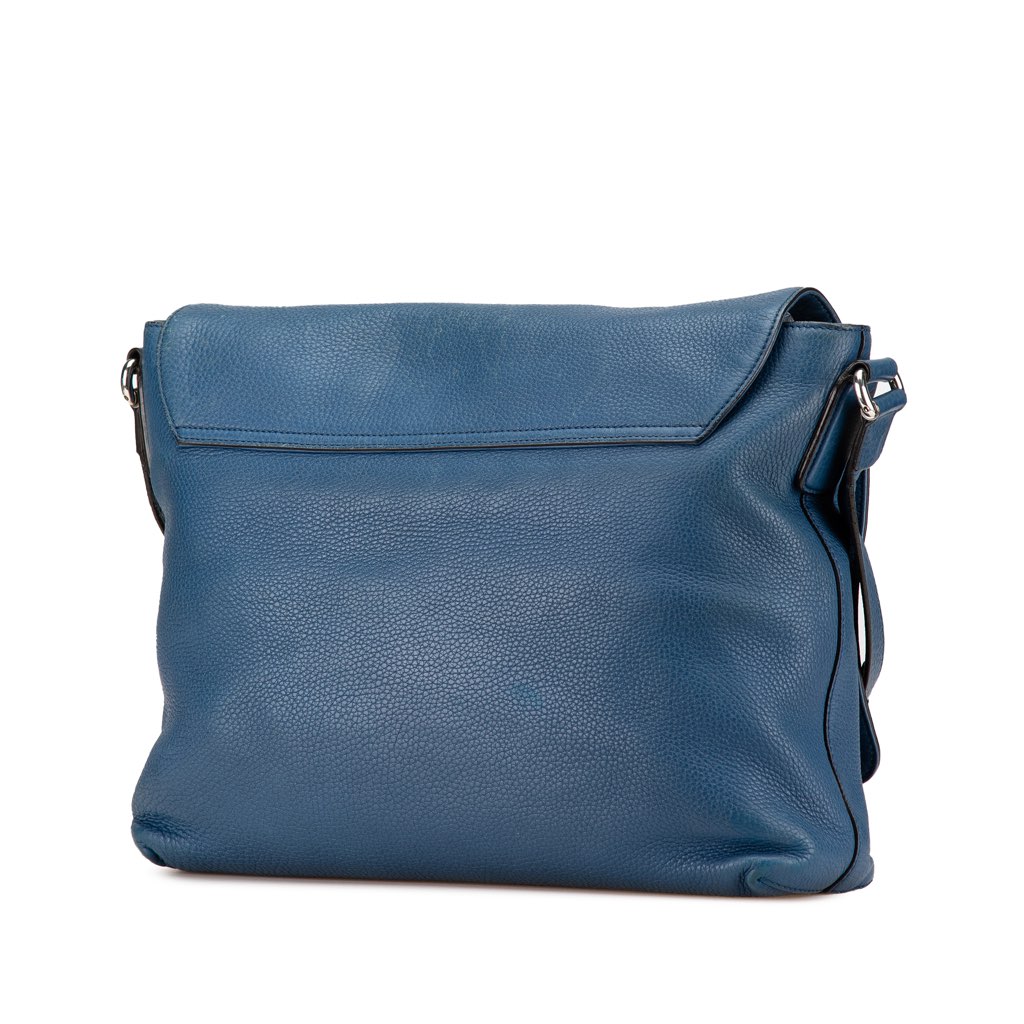 Gucci Pebbled Calfskin Soho Messenger Bag - 2