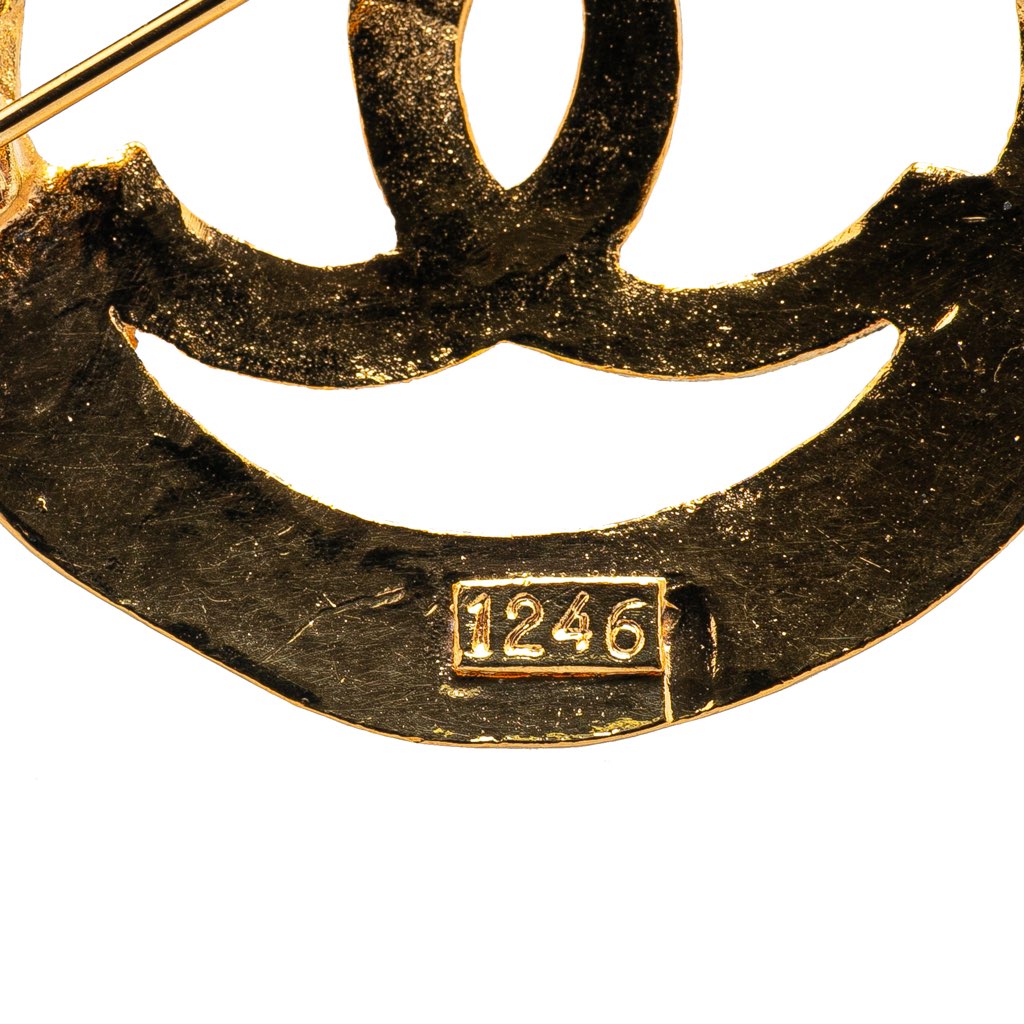 Chanel Gold Plated CC Brooch - Image 6