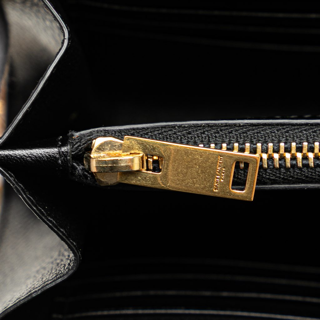 Saint Laurent Leather Moon and Star Monogram Kate Wallet On Chain - Image 10