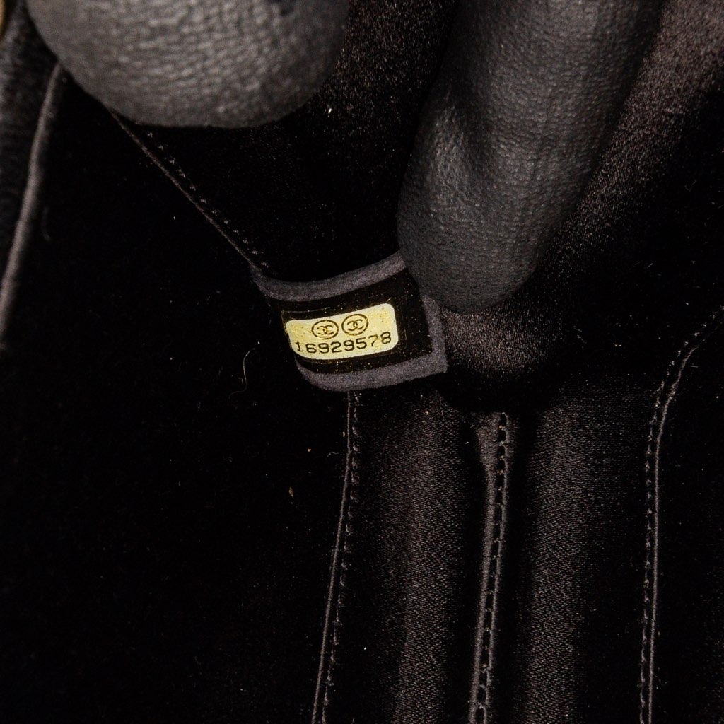 Chanel Bicolor Quilted Lambskin Chain Around Clutch - 5