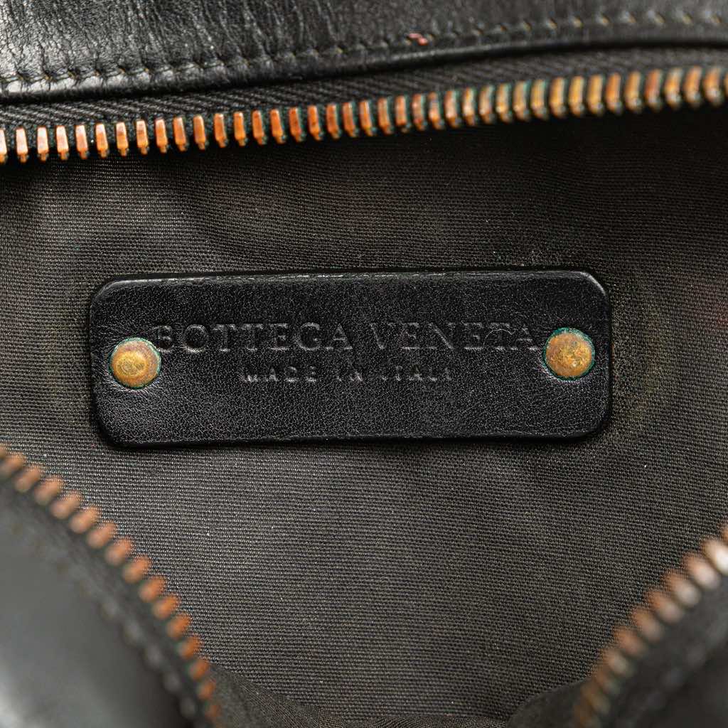 Bottega Veneta Nappa Intrecciato Front Pocket Crossbody - Detail 1