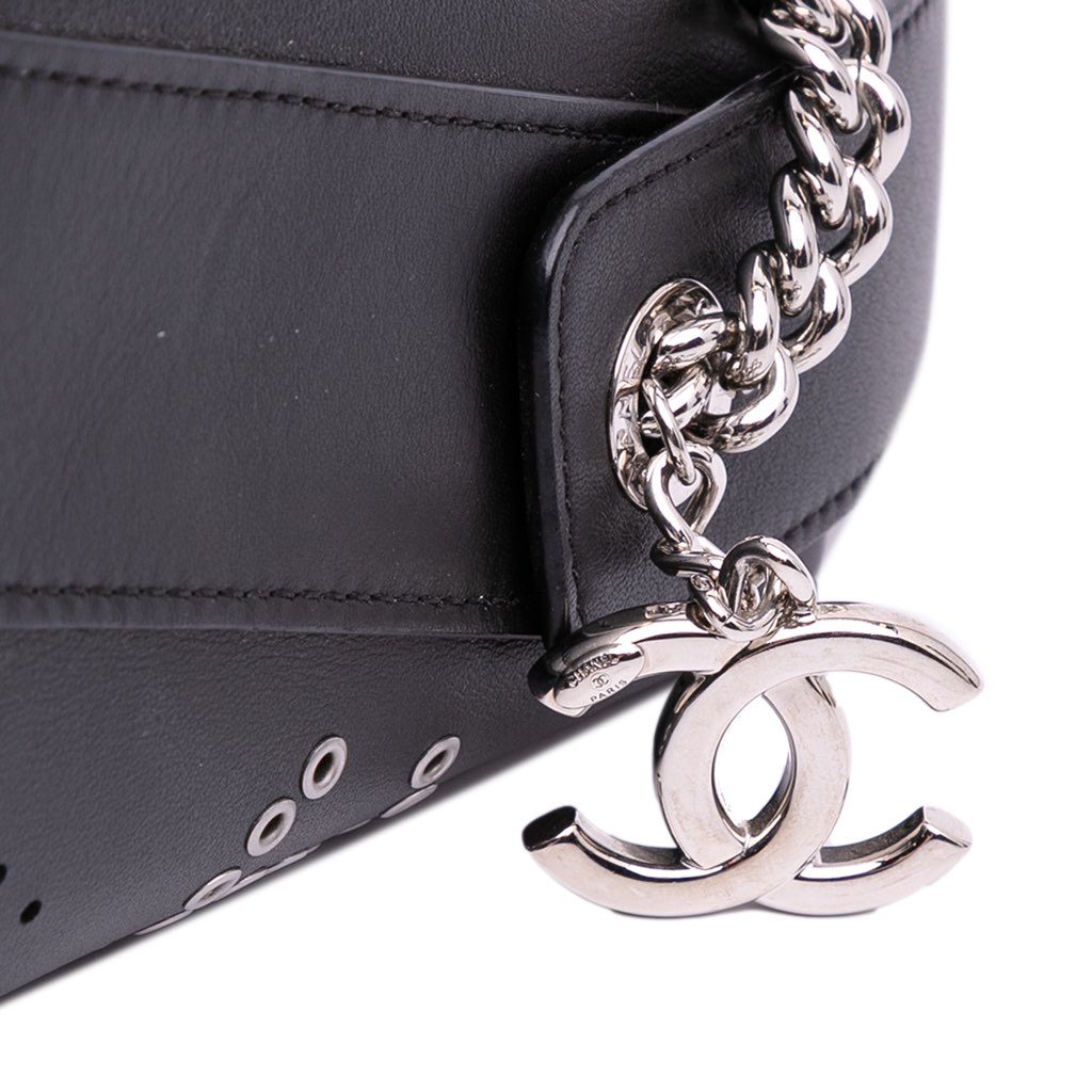Chanel Calfskin and Tweed Small Piercing Light Bucket Bag - Image 11