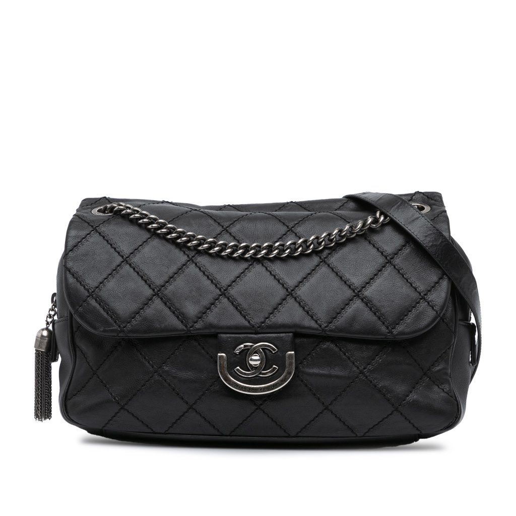Chanel Paris Edinburgh Jumbo Calfskin Coco Sporran Flap