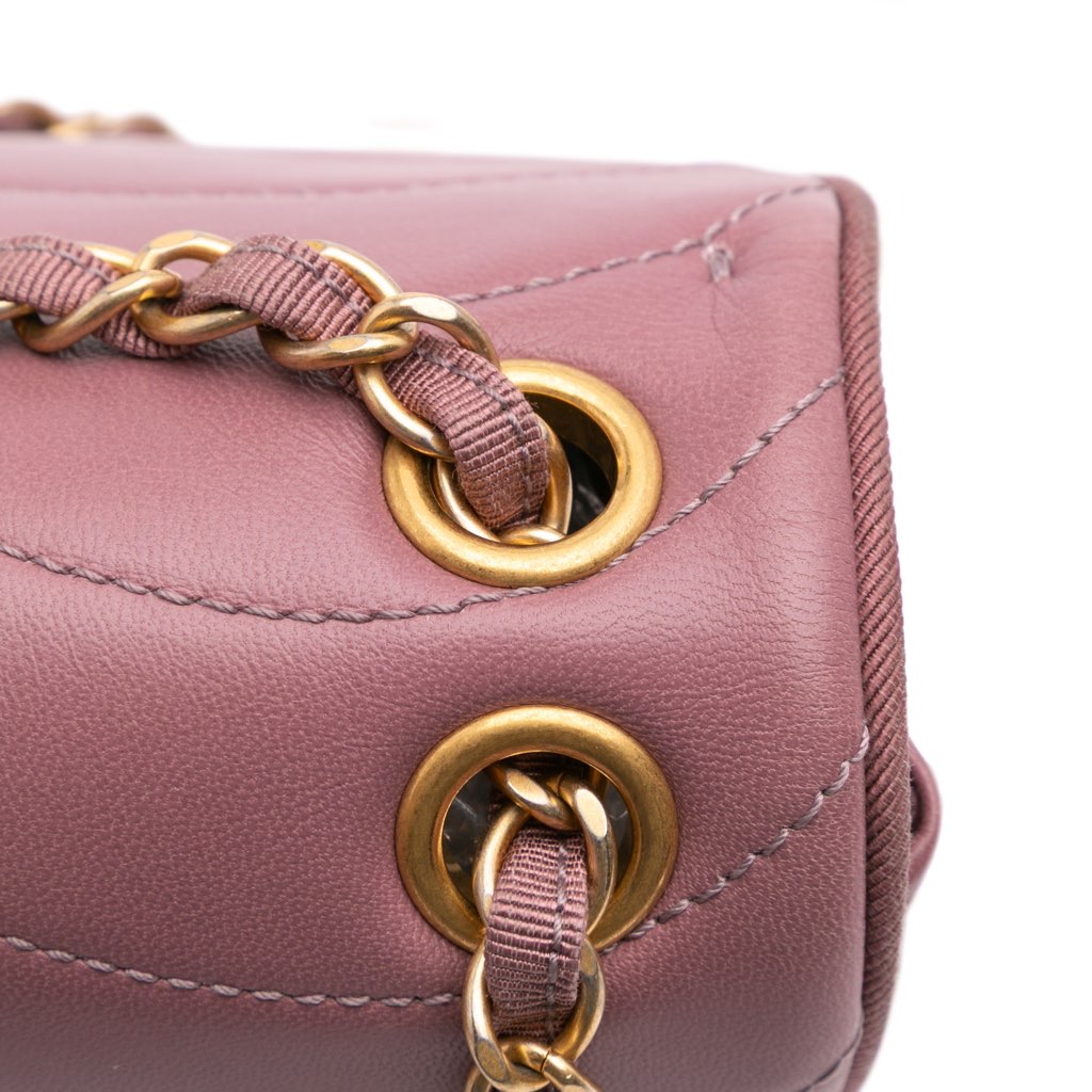 Chanel Paris Seoul Mini Lambskin Pagoda Single Flap - Detail 2