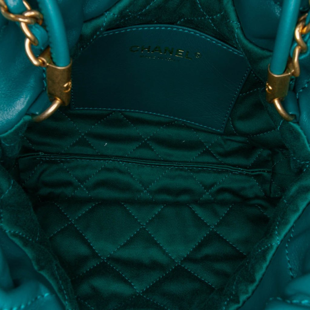 Chanel Mini Shiny Calfskin 22 Handbag - 4