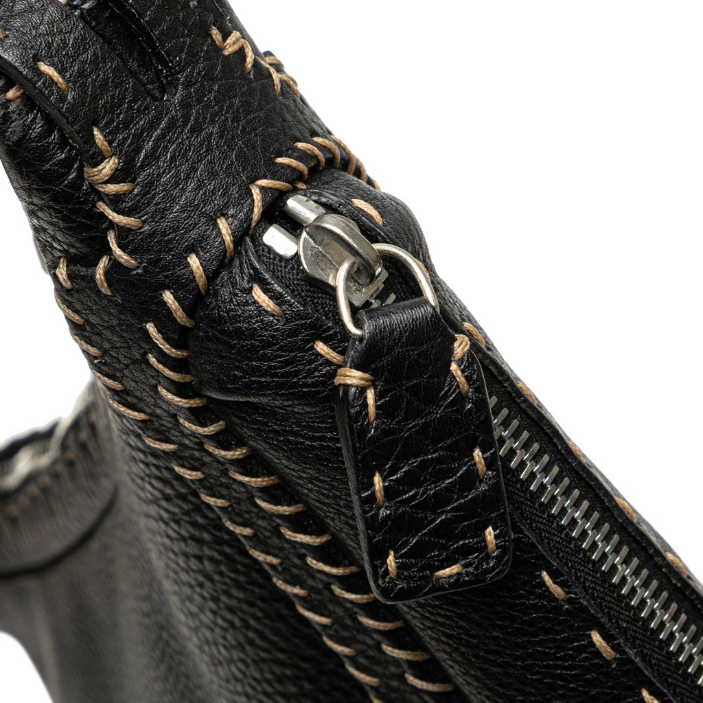 Fendi Leather Selleria Oyster Hobo - Detail 2
