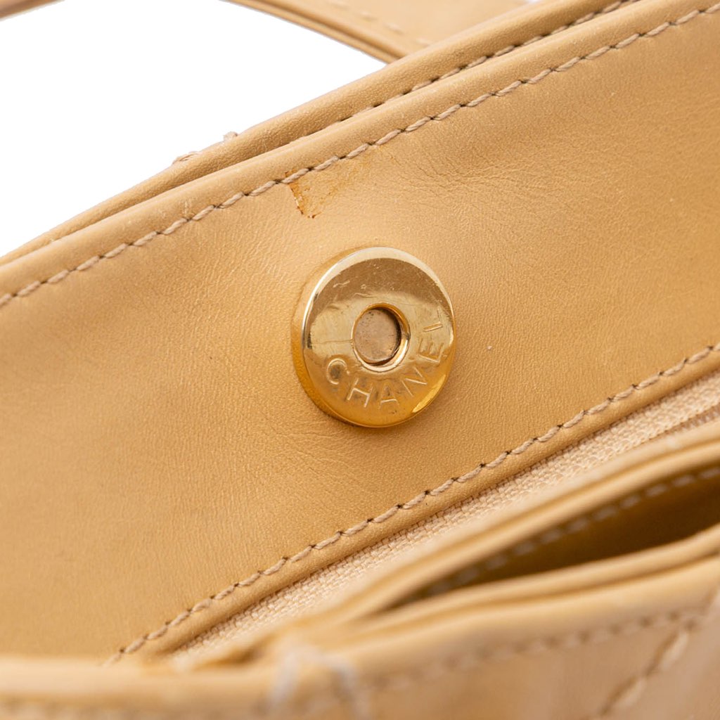 Chanel CC Wild Stitch Calfskin Handbag - Image 11