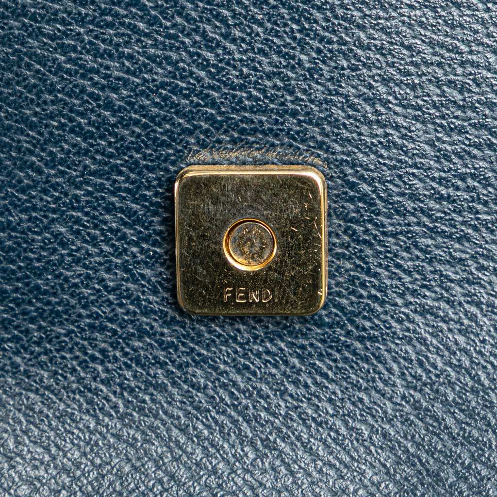 Fendi Calfskin FF Marble Flap Shoulder Bag - Detail 2