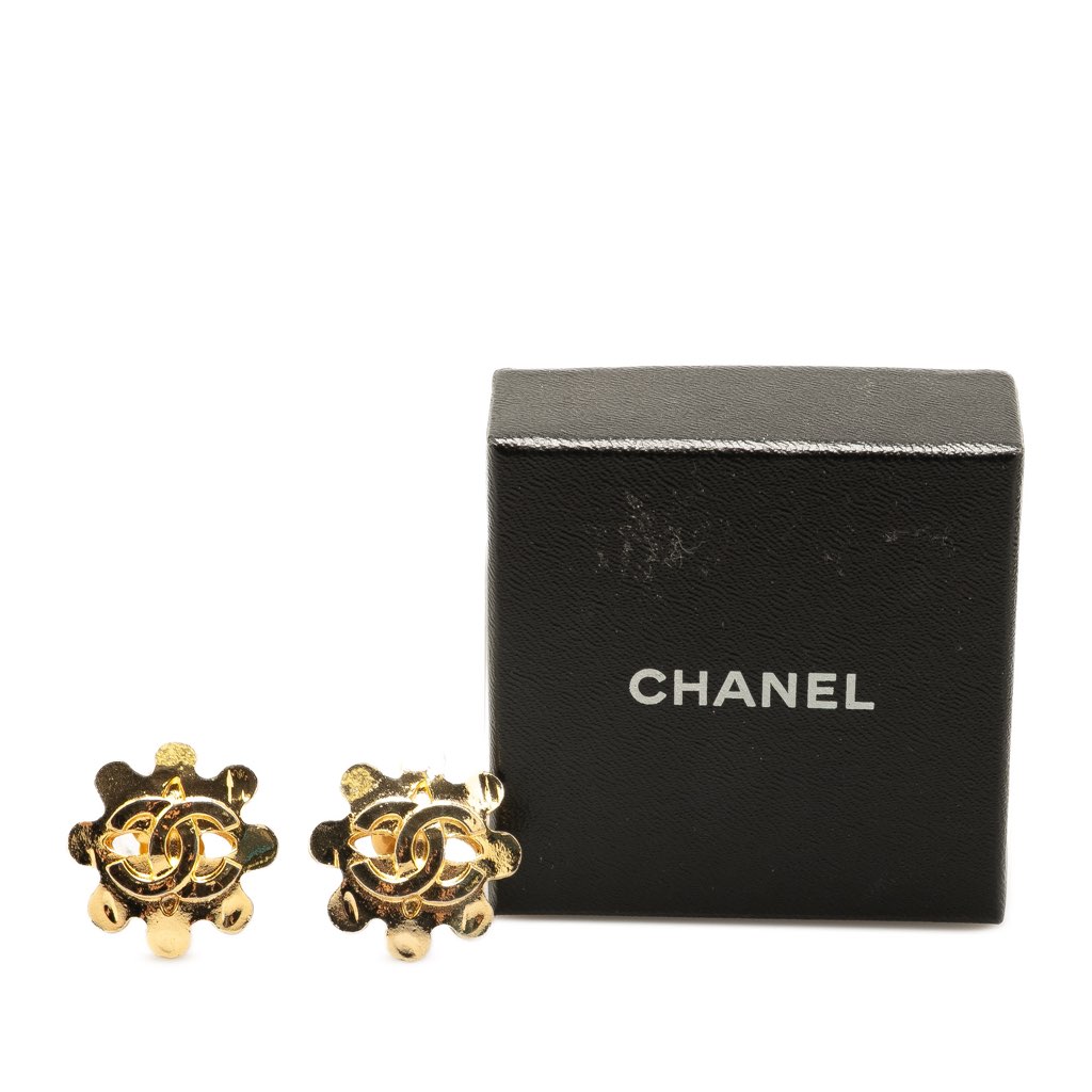 Chanel Gold Plated CC Flower Clip On Earrings - 4