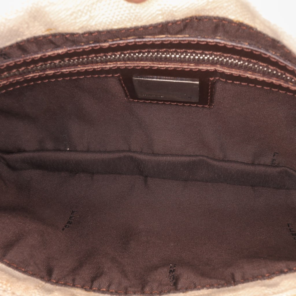 Fendi Zucca Canvas Baguette - 4