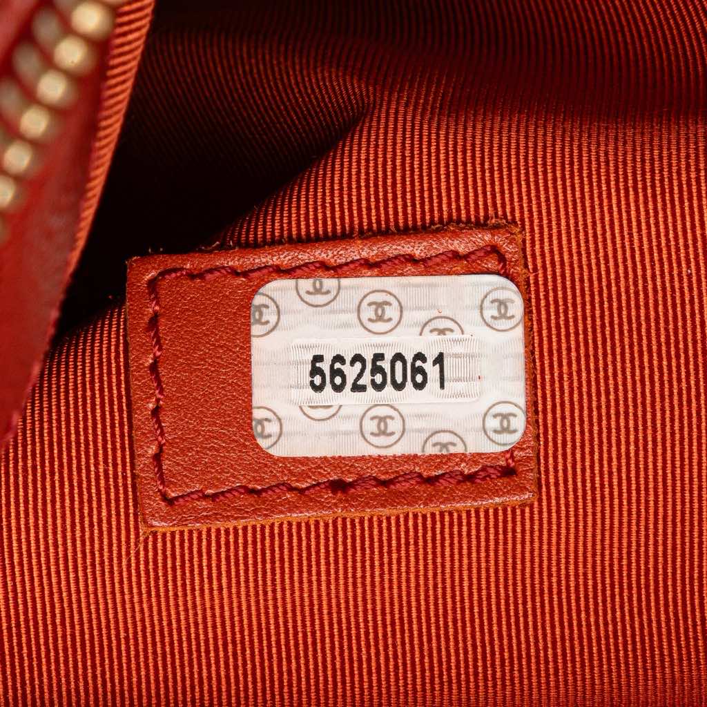 Chanel Grained Calfskin Tote - Detail 1