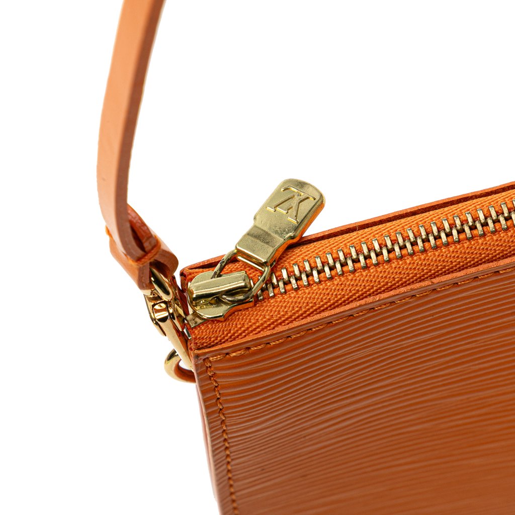 Louis Vuitton Epi Pochette Accessoires - Image 10