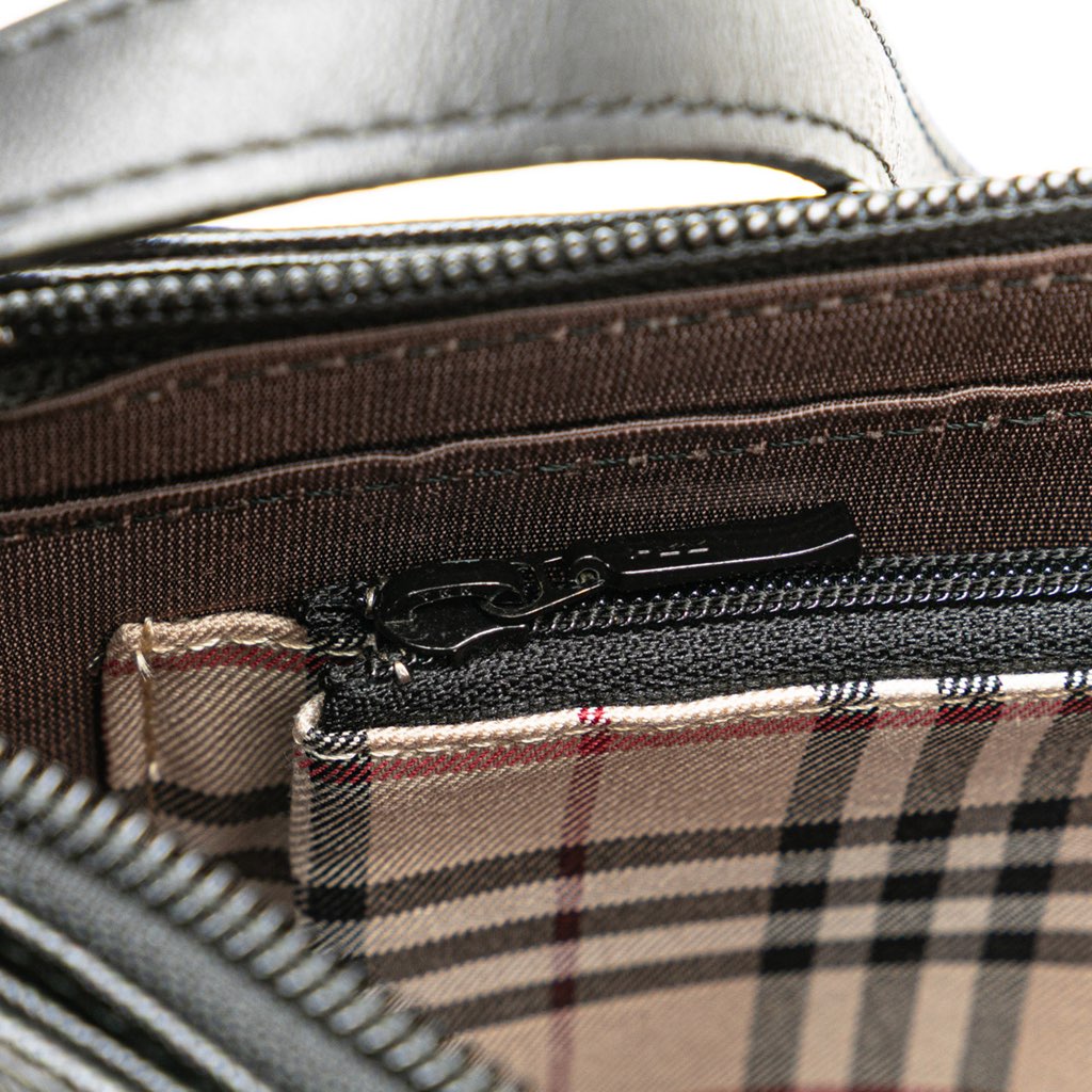 Burberry Leather Shoulder Bag - Detail 2