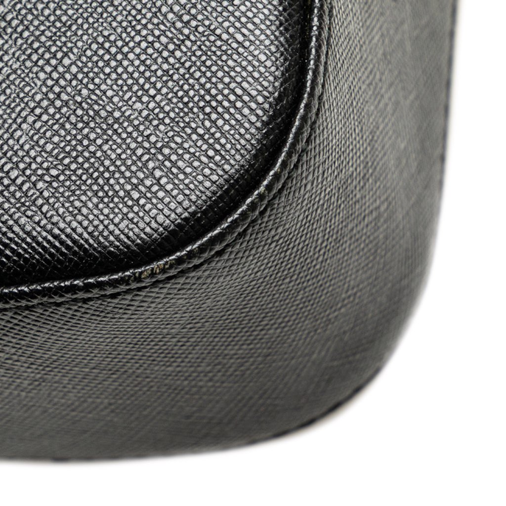 Burberry Leather Shoulder Bag - Image 11