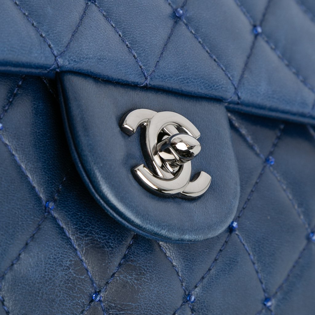 Chanel Small Quilted Lambskin Beaded Single Flap - Detail 2
