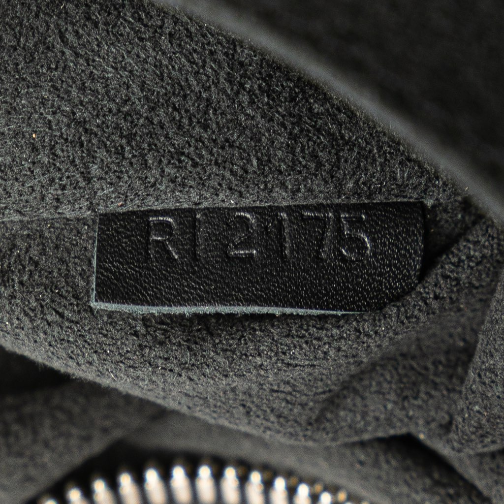 Louis Vuitton Calfskin Eclipse Pochette Volga - Detail 1