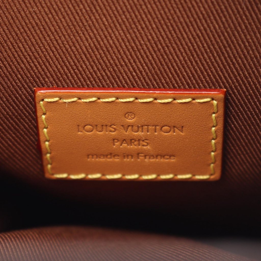 Louis Vuitton Monogram Legacy Milk Box - 4