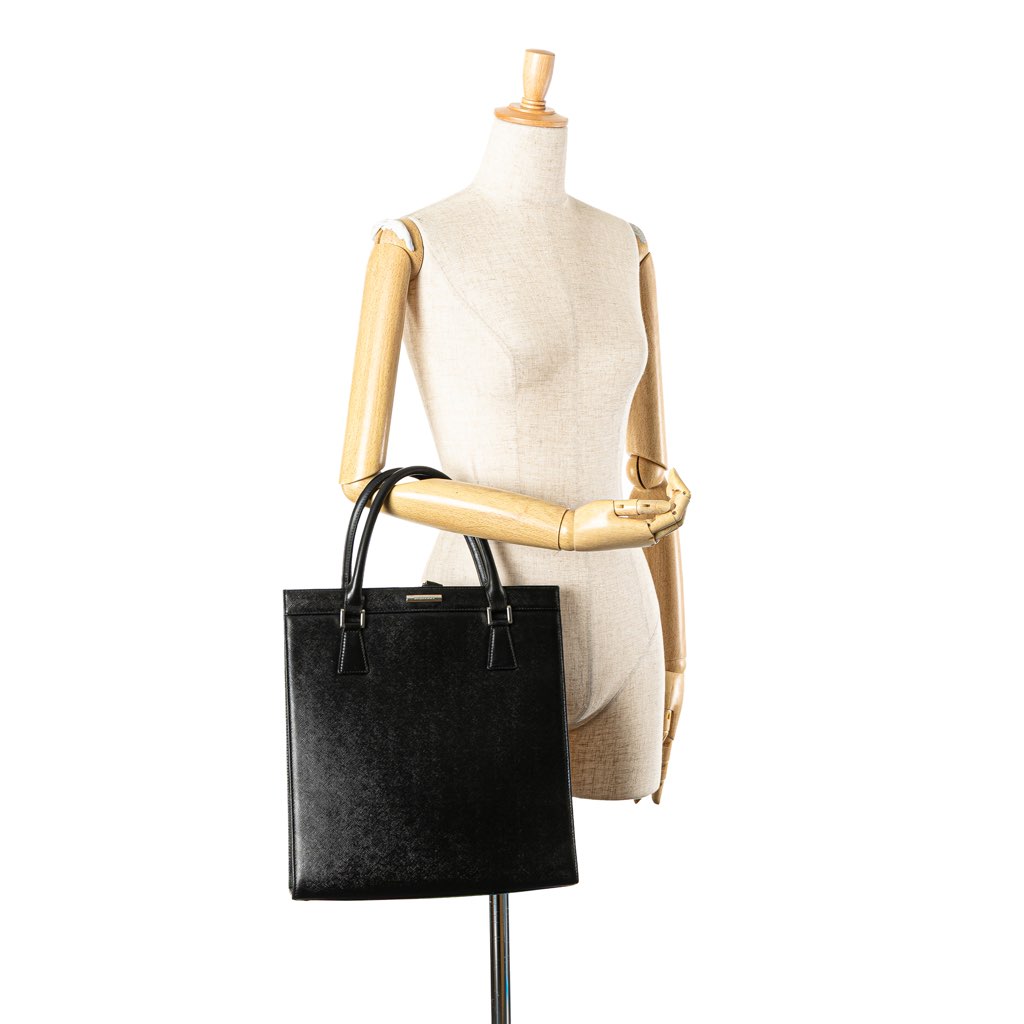 Burberry Leather Tote - Image 12