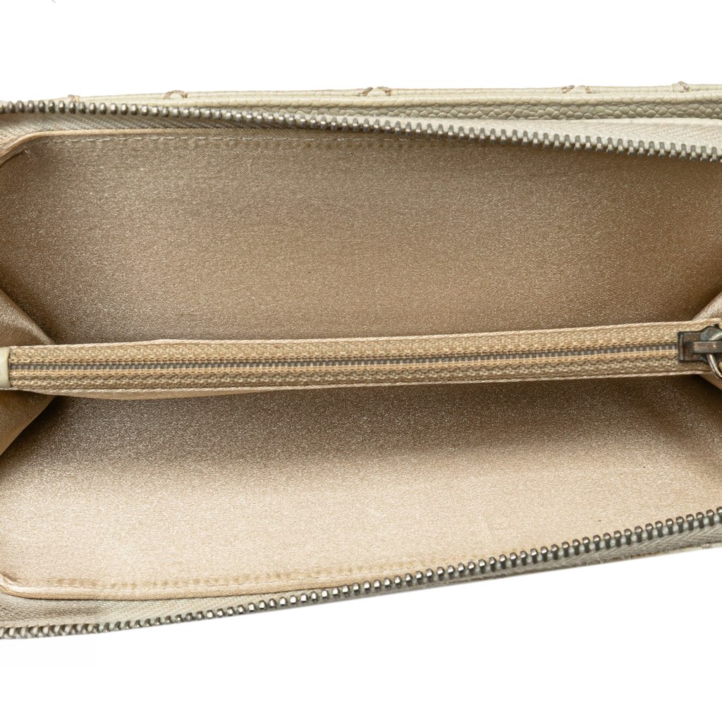 Chanel CC Quilted Caviar Zip Around Long Wallet - 4