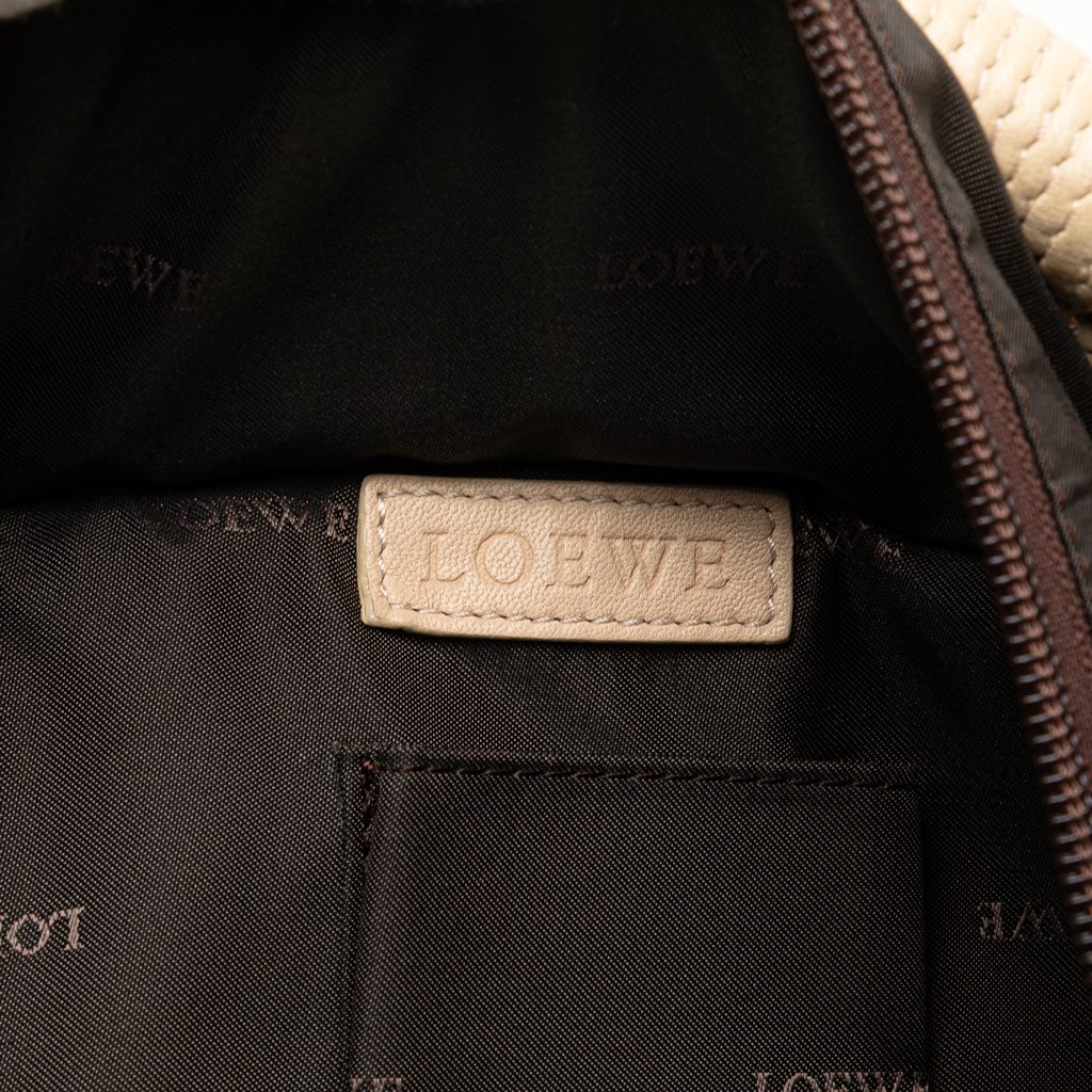 Loewe Nappa Aire - Side view