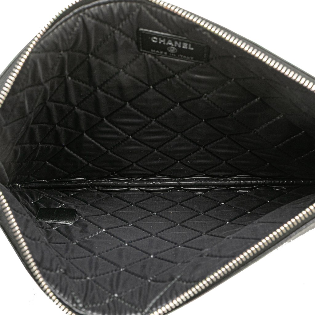 Chanel Medium Caviar Deauville Studded O Case Clutch - 4