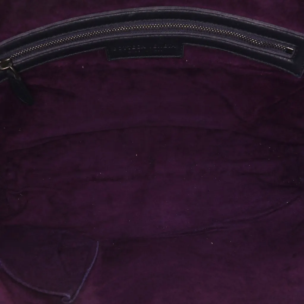 Bottega Veneta Large Nappa Intrecciato Nodini Crossbody Purple Leather Good - Model View