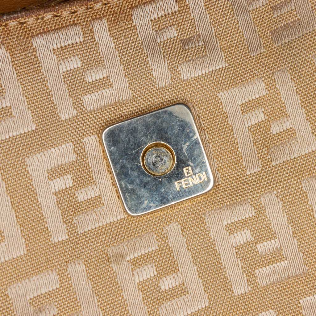Fendi Zucchino Canvas Hobo - Detail 2