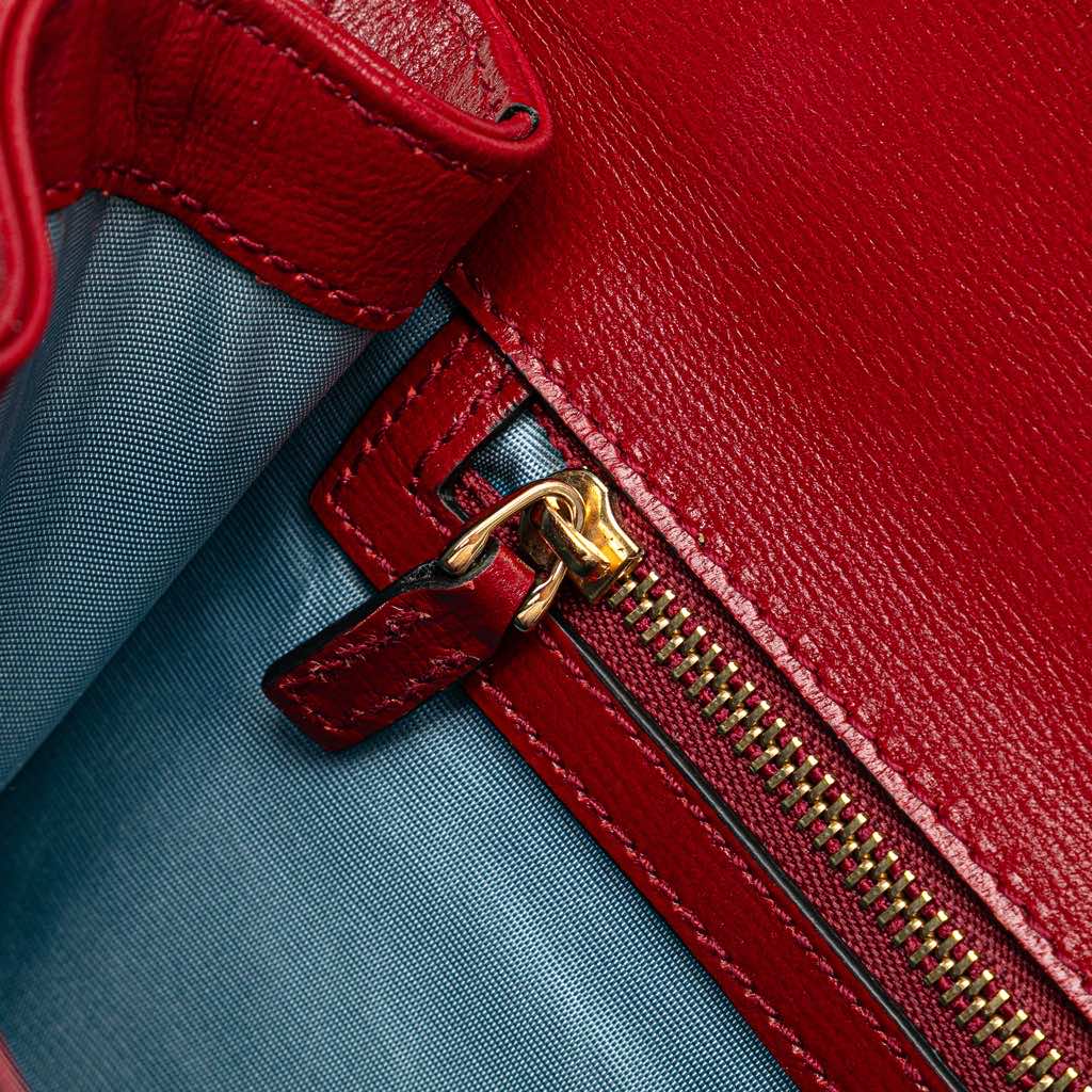 Gucci Small Textured Calfskin GG Ring  Torchon Crossbody - Detail 2