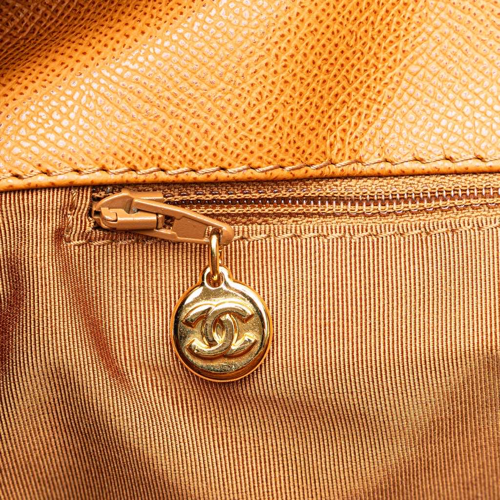 Chanel Grained Calfskin Tote - Detail 2