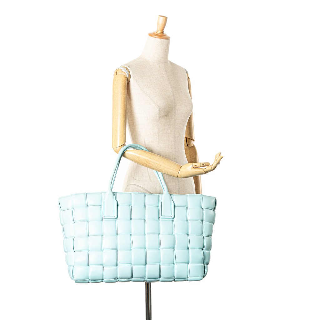 Bottega Veneta Large Lambskin Intreccio Padded Tote - Image 14