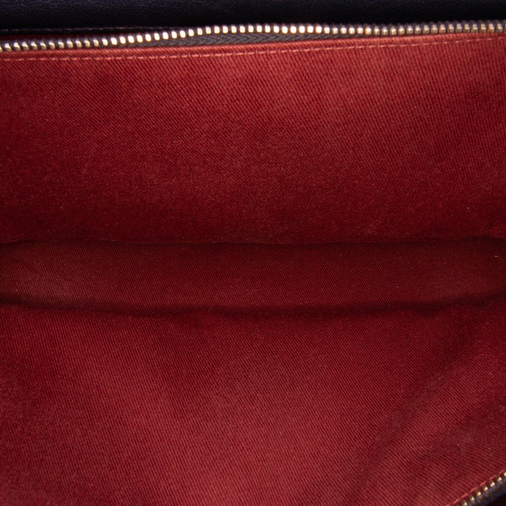 Chanel Paris Rome Large Sheepskin Trapezio Flap - Detail 1