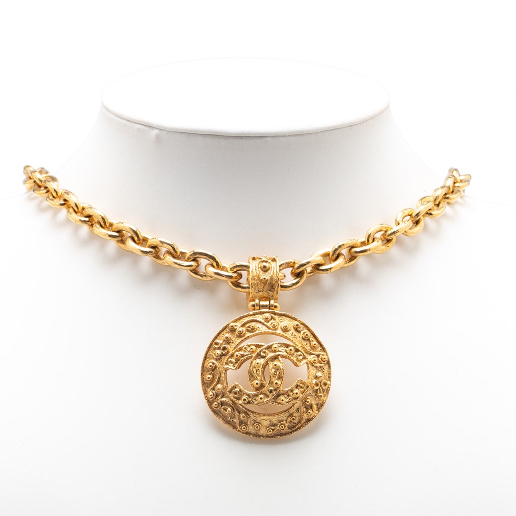 Chanel Gold Plated CC Round Pendant Necklace - 4