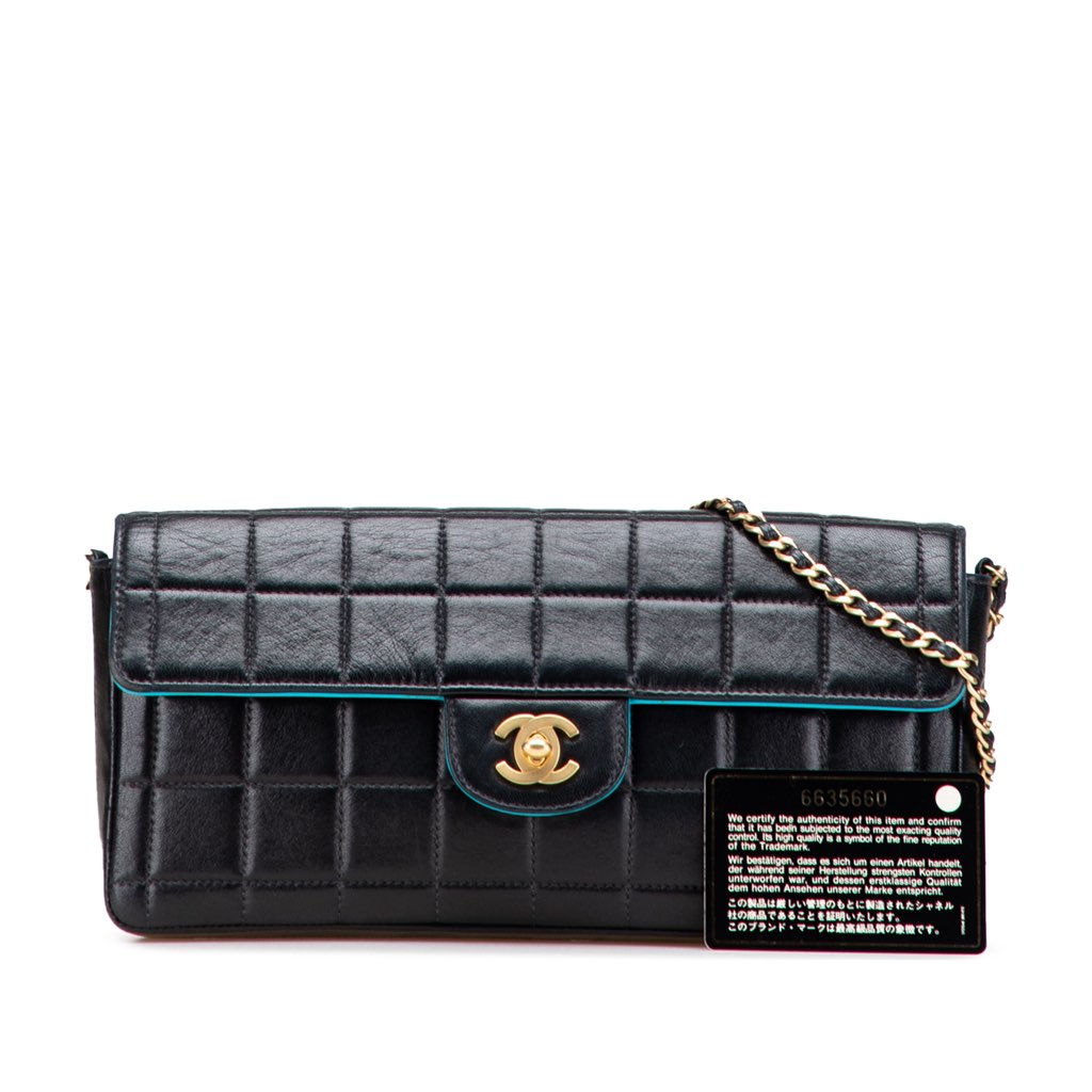 Chanel Chocolate Bar Lambskin East West Flap - Image 15