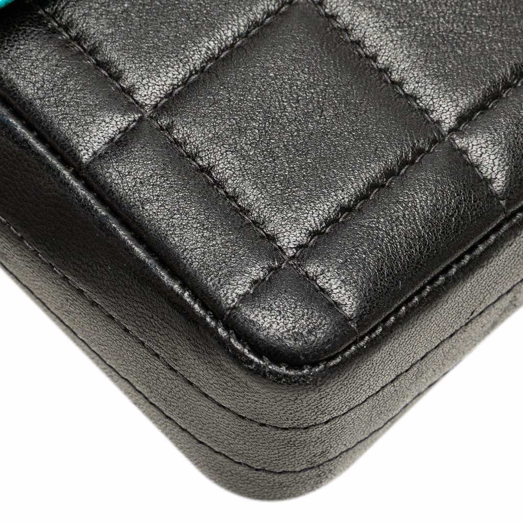 Chanel Chocolate Bar Lambskin East West Flap - Image 11