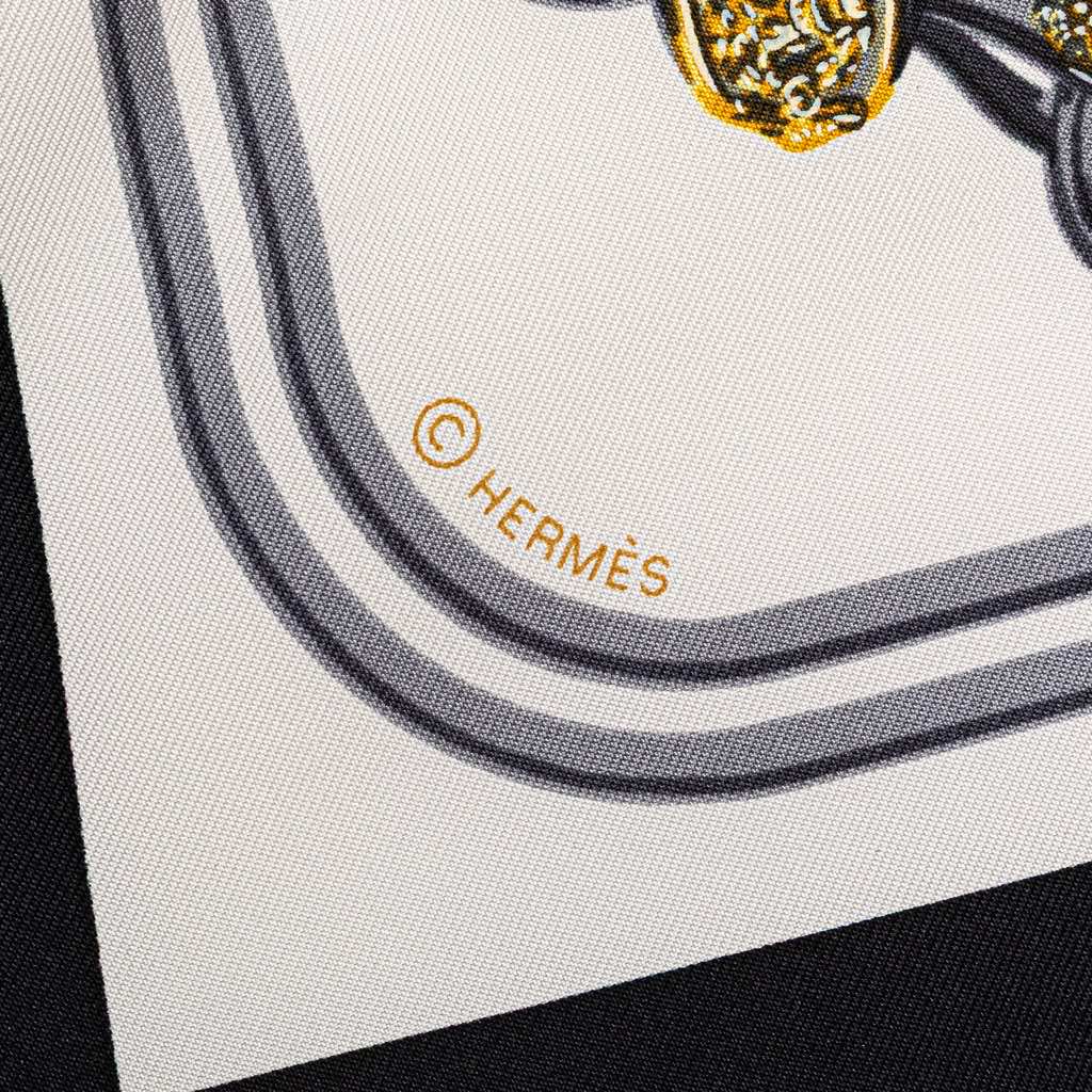 Hermès Mini Brides De Gala Giant Triangle Silk Scarf - 2