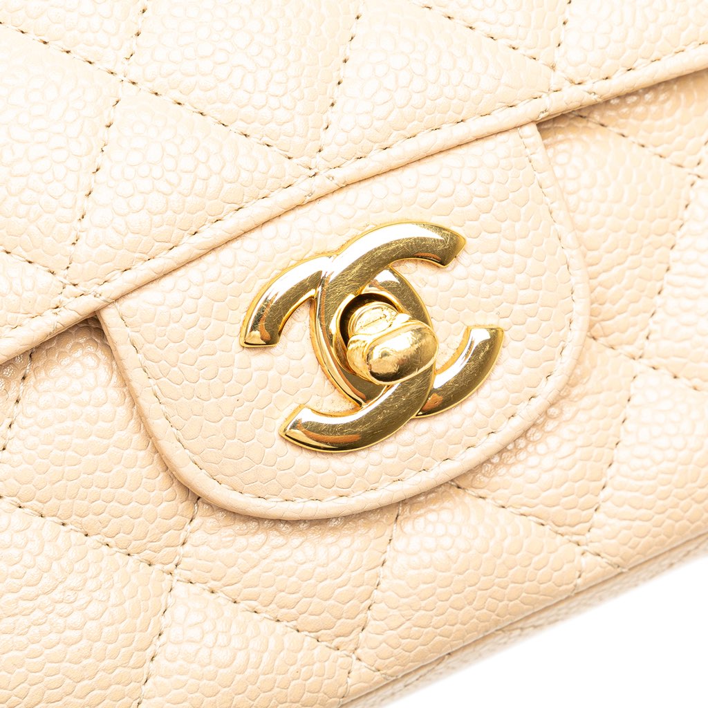 Chanel Medium Classic Caviar Double Flap - Image 12