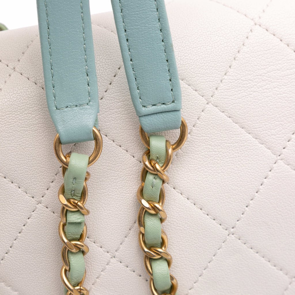 Chanel CC Quilted Calfskin Single Flap - Image 12