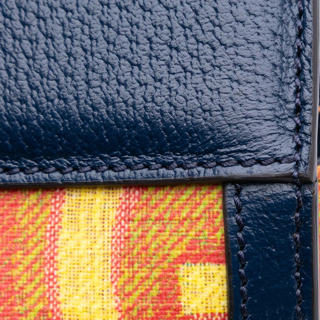 Gucci GG Supreme Kaleidoscope Tote - Image 11