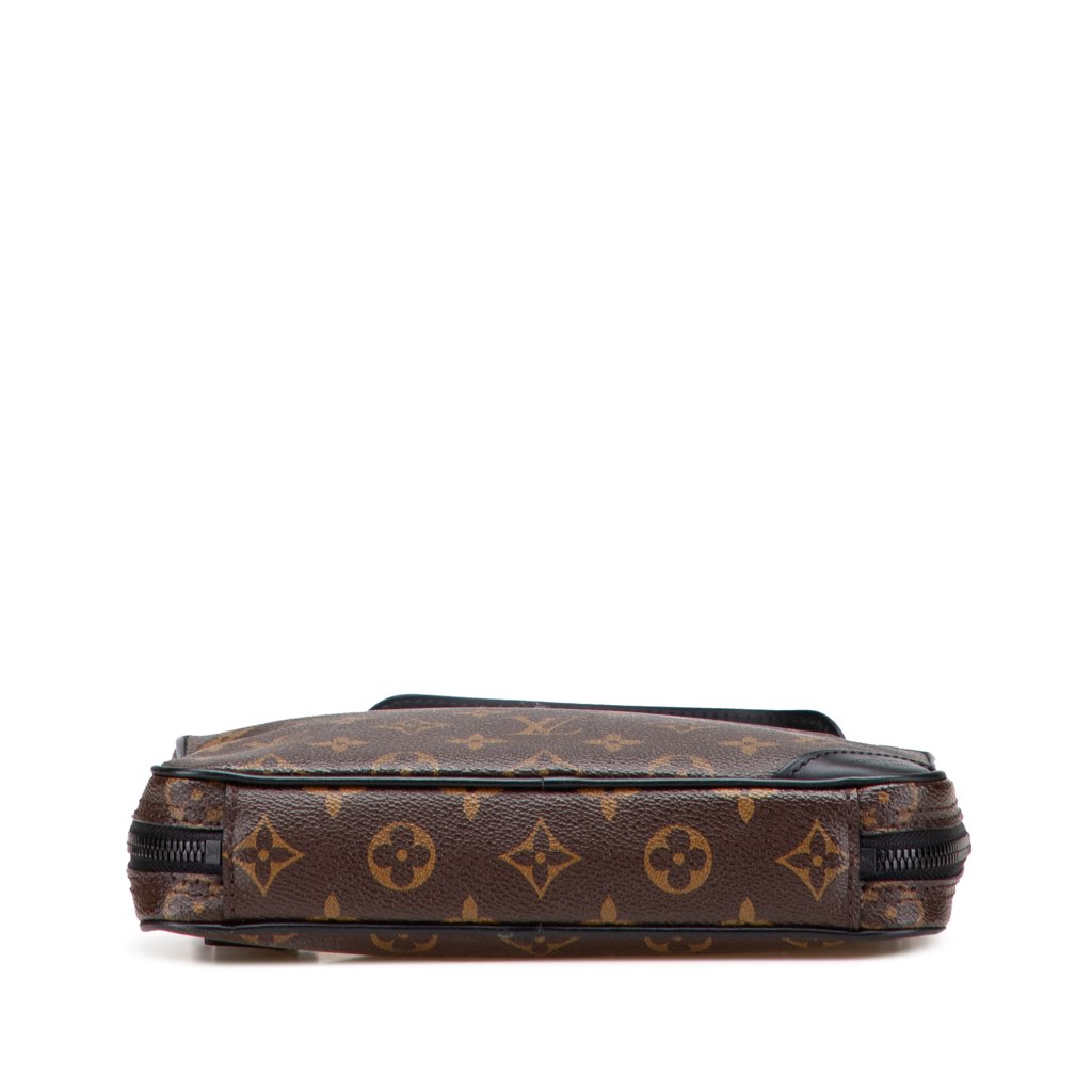 Louis Vuitton Monogram Solar Ray Utility Front Bag - Image 6