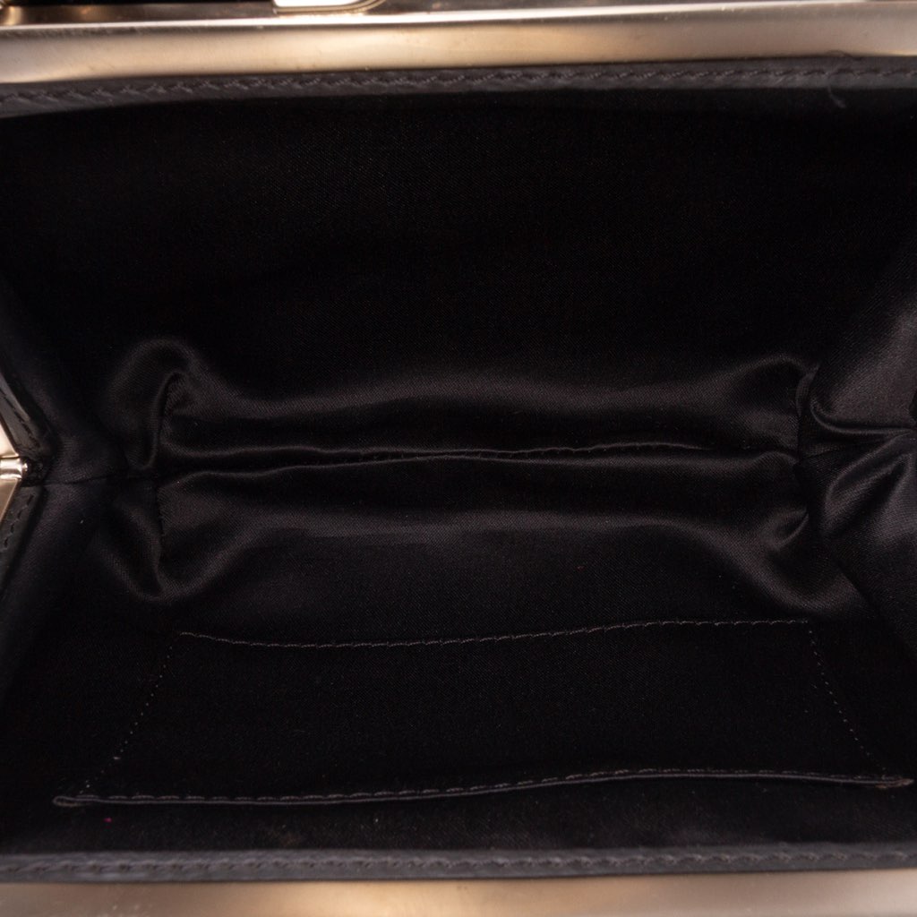 Chanel Mini Patent Lace Kiss Lock Flap Double Bag - Detail 2