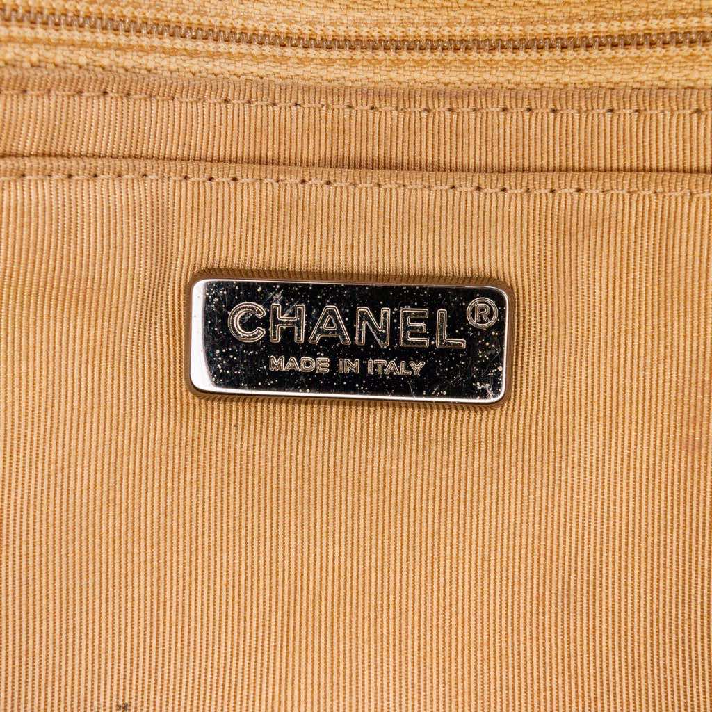 Chanel Paris-Dubai Small Perforated Metallic Lambskin Medals Flap - 5