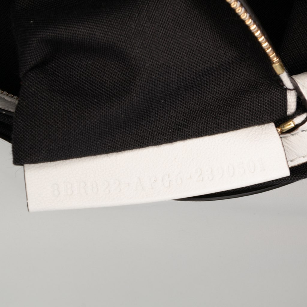 Fendi Leather Convertible Baguette Satchel - Detail 1