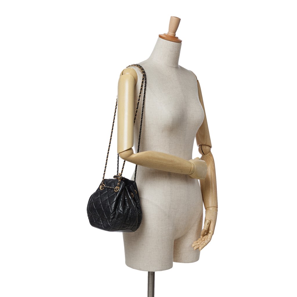 Chanel CC Quilted Lambskin Chain Drawstring Bucket Bag - Image 11