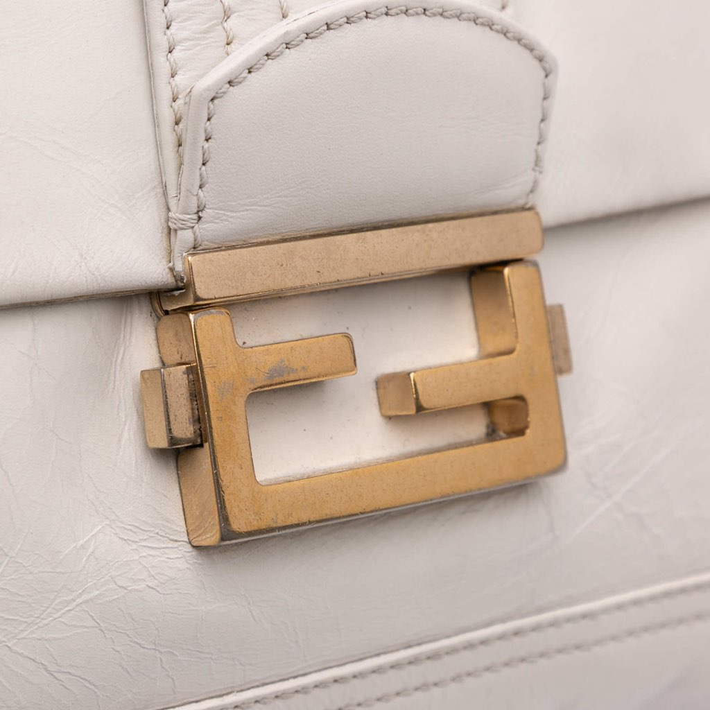 Fendi Leather Chain Baguette - Detail 2