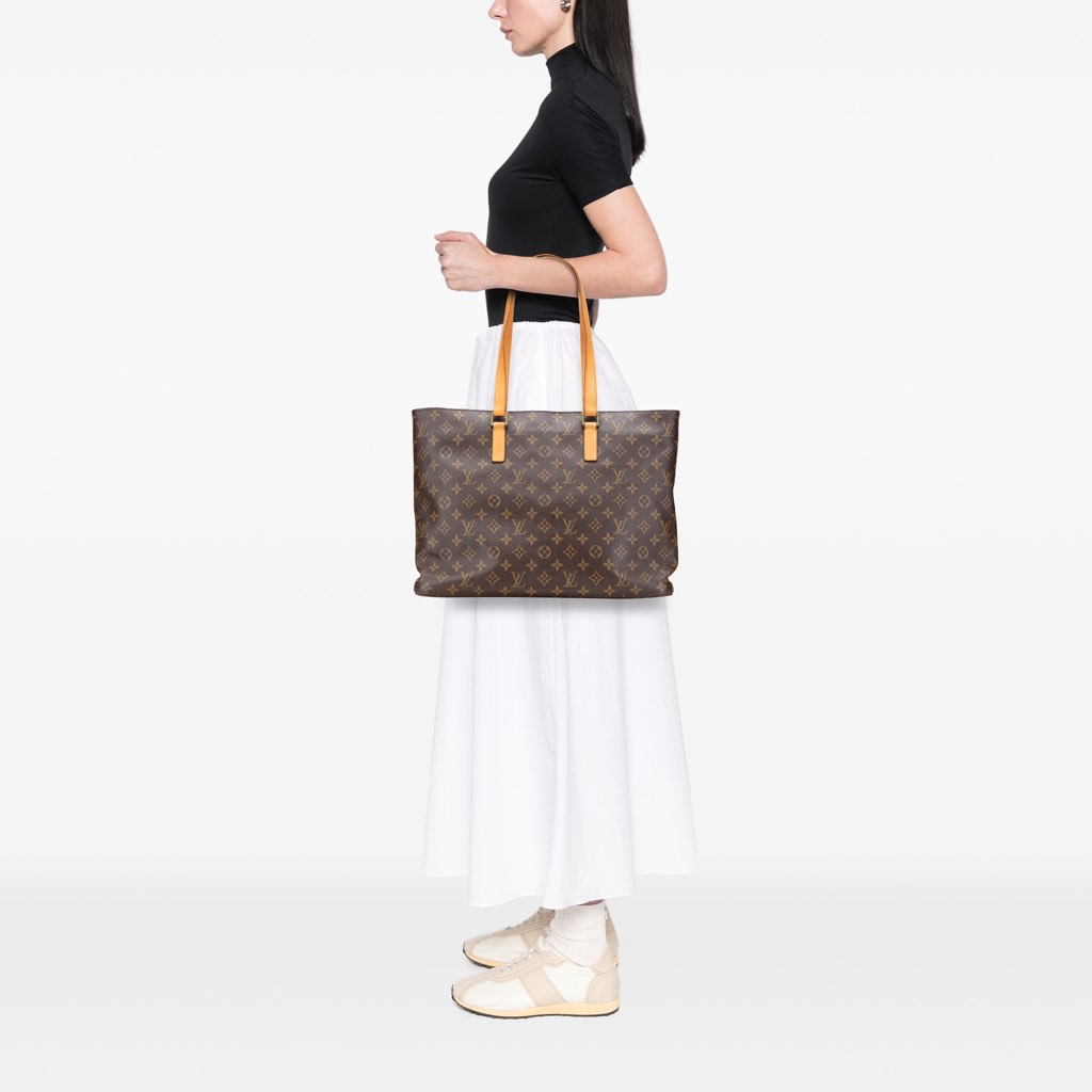 Louis Vuitton Monogram Luco - Image 13