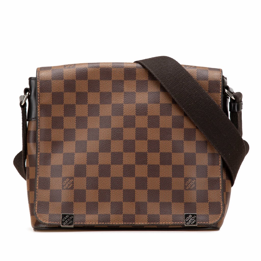 Louis Vuitton Damier Ebene District PM
