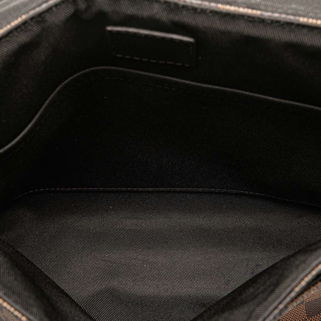 Louis Vuitton Damier Ebene District PM - 4