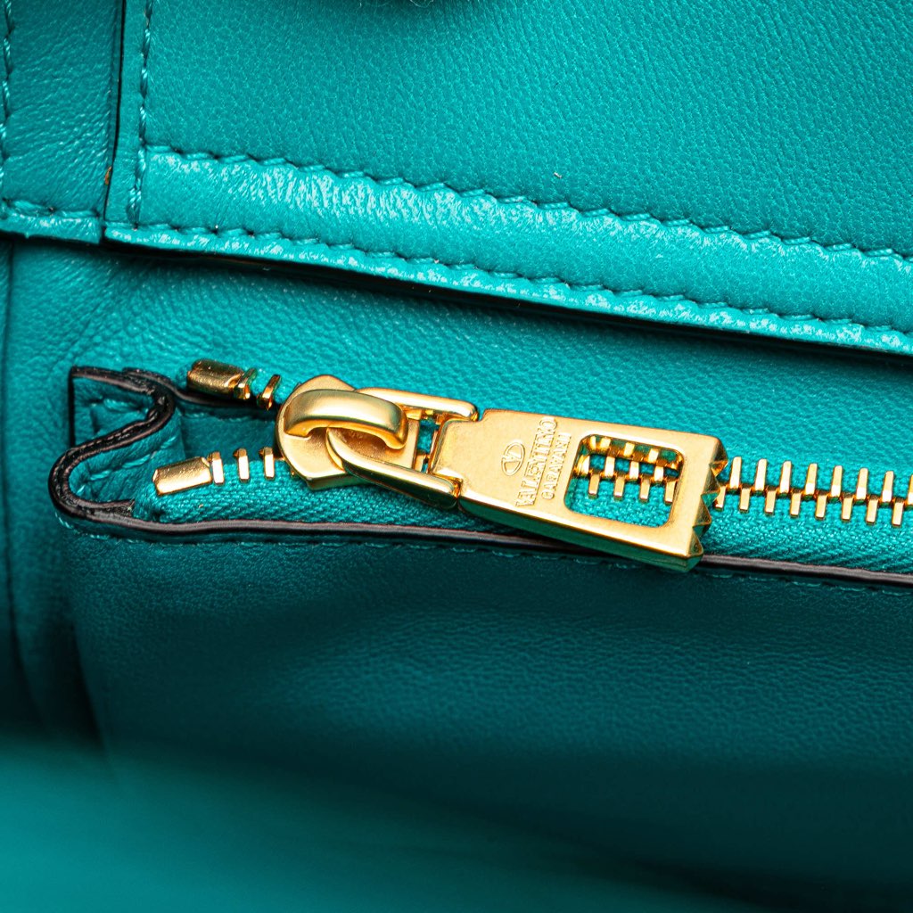 Valentino Small Nappa One Stud Top Handle Bag - Detail 1