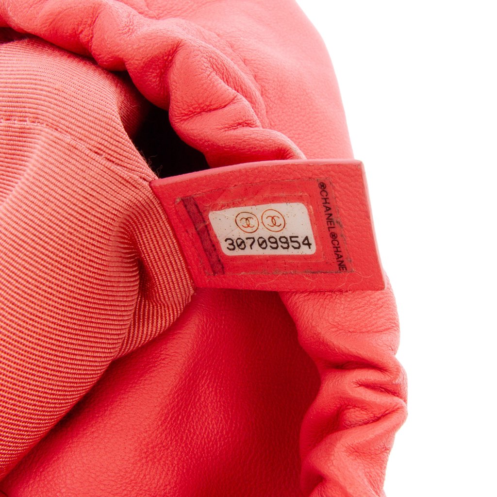 Chanel Lambskin CC Chain Frame Drawstring Bucket Bag - Detail 1